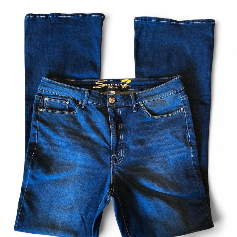 Seven7 Women's Slim Flare Jean / size 12 “Like New” - Picture 6 of 8